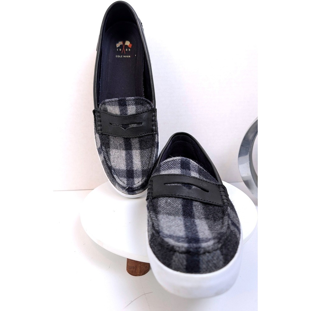 Cole Haan Penny Loafers Size 8 Grey Black Plaid Wool Leather Trim Slip On Shoes
